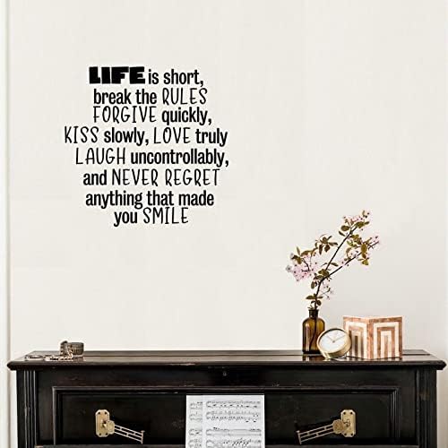 Винилови Стикери с Цитати на стената Животът е кратък, Никога Не Сожалей За нещо, Което ме Накара да Ви се Усмихва,